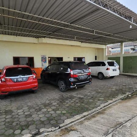 Hotel Metro Kudus Tanggulangin Εξωτερικό φωτογραφία