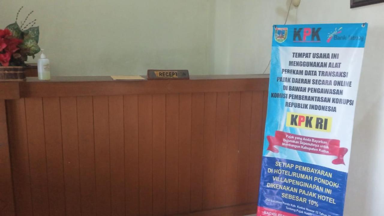 Hotel Metro Kudus Tanggulangin Εξωτερικό φωτογραφία