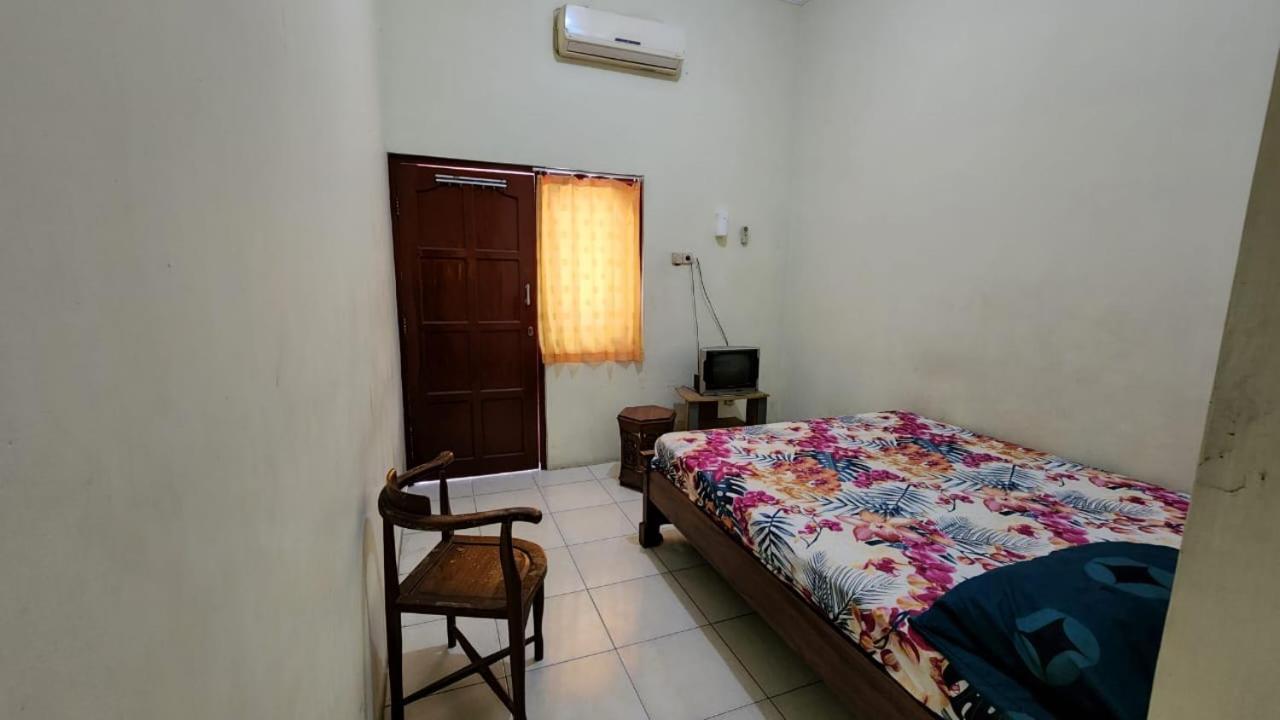 Hotel Metro Kudus Tanggulangin Εξωτερικό φωτογραφία